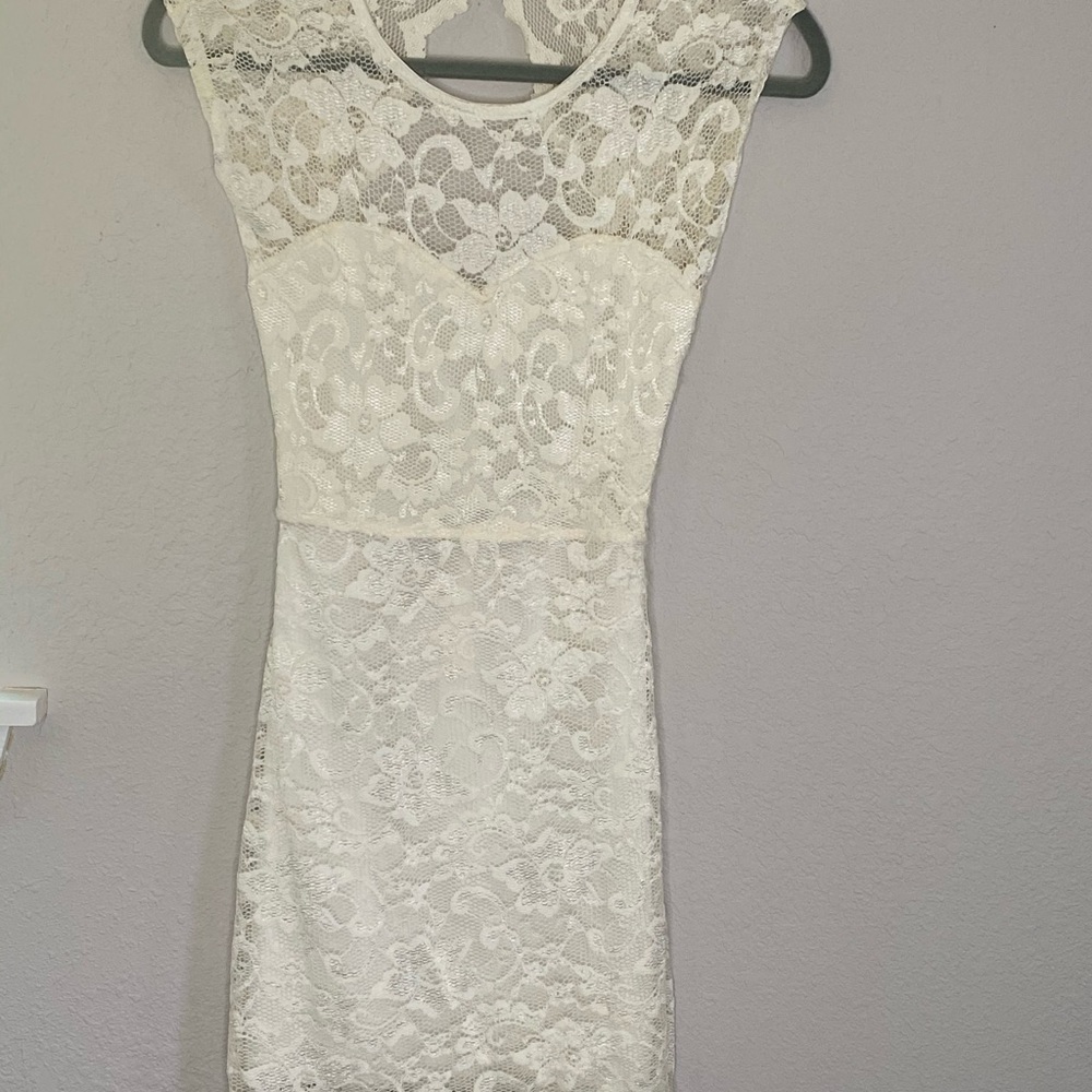 Fitted lace dress